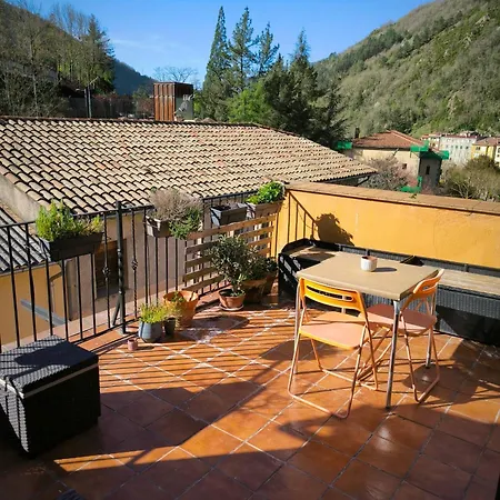 Apartment Charming Rustic Duplex Penthouse *