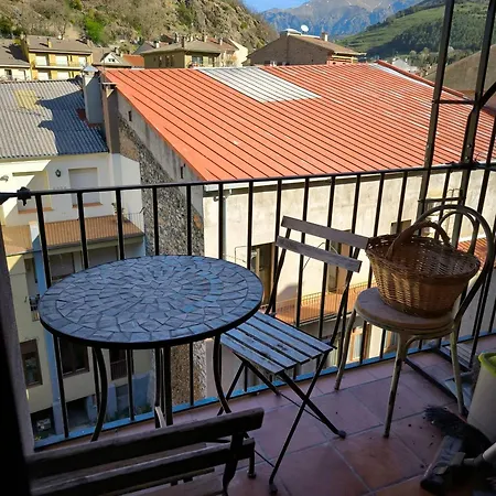 Apartamento Charming Rustic Duplex Penthouse Ribes De Freser